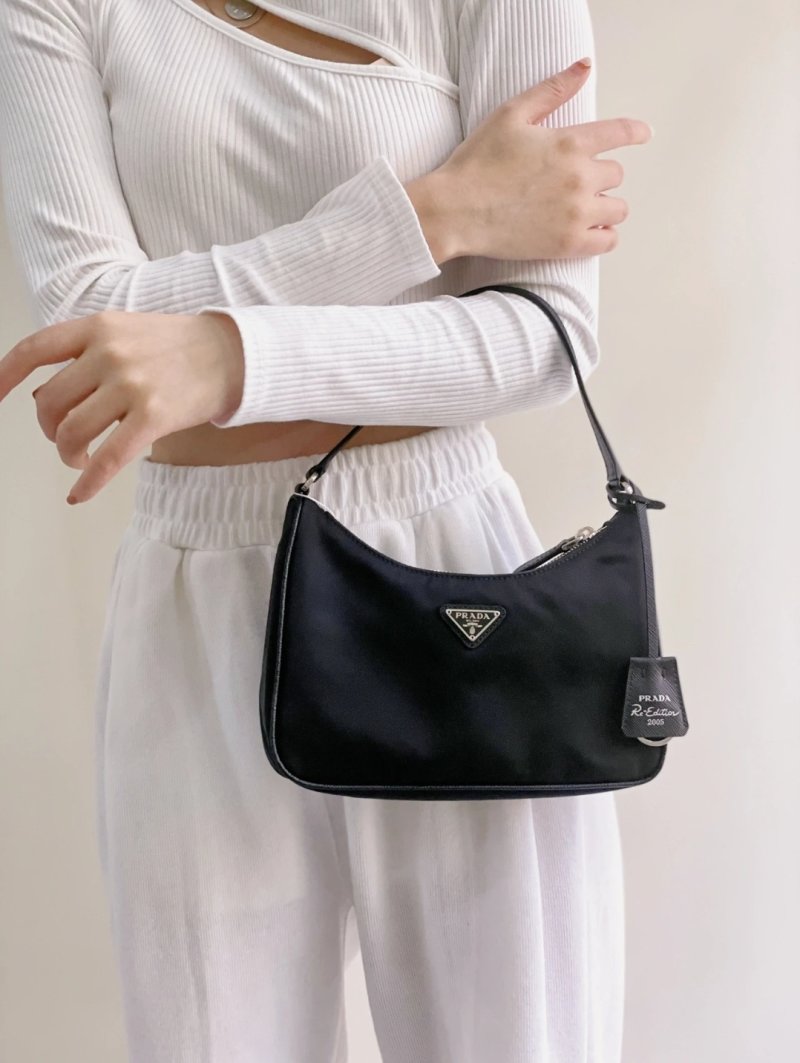 Prada Re-Edition 2005 Black Nylon Shoulder Bag view