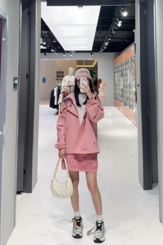 Nike Windrunner Pink Jacket UA Replica view 4