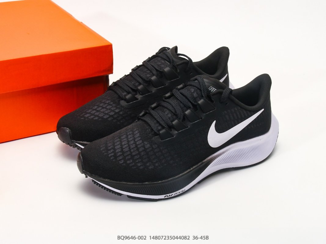 Nike Air Zoom Pegasus 37 Black White Running Shoe view
