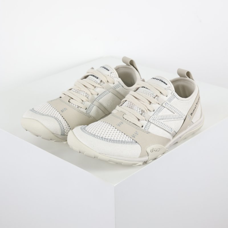 New Balance Minimus 10 Barefoot Light Almond Milk Tea White view