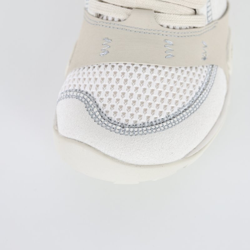 New Balance Minimus 10 Barefoot Light Almond Milk Tea White view