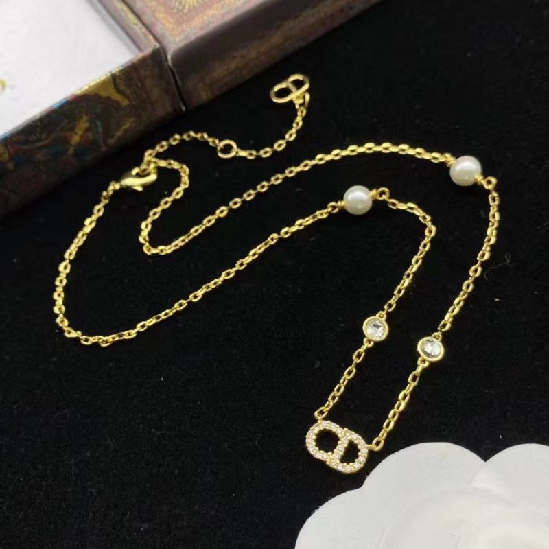 Dior CD Letter Pearl Crystal Bracelet Gold view
