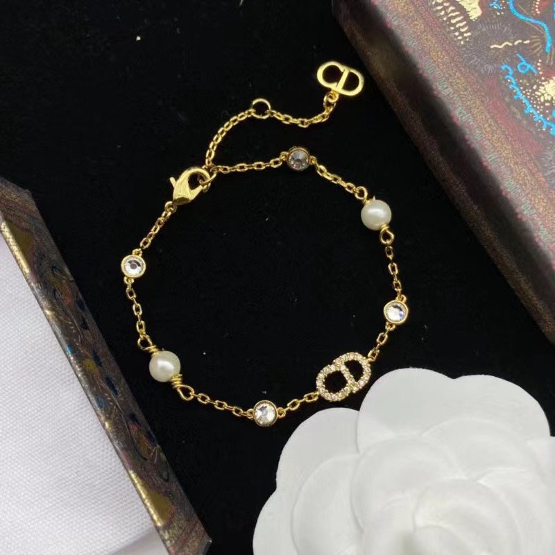 Dior CD Letter Pearl Crystal Bracelet Gold view