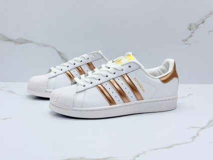 Adidas Superstar White Gold Metallic Low-Top Sneaker view 5