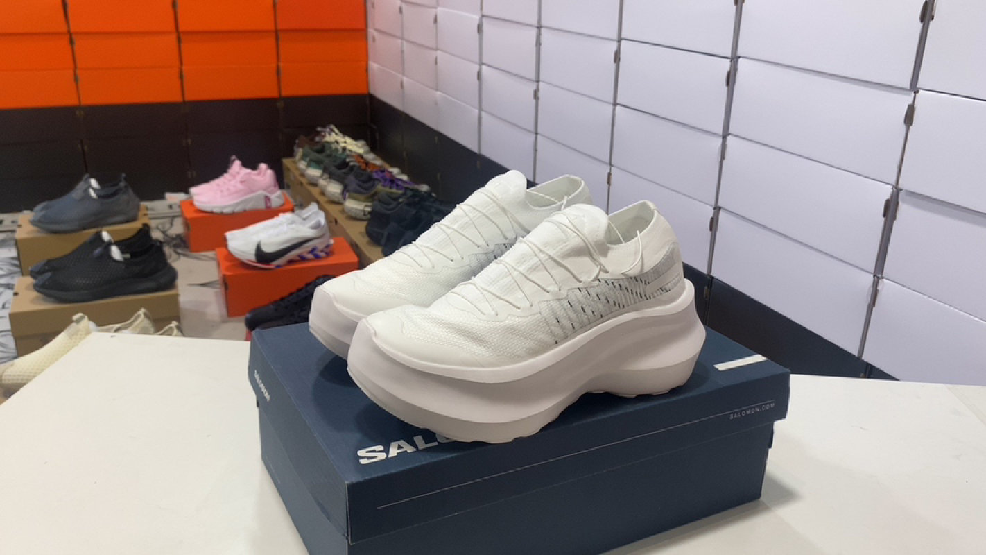 Salomon Pulsar Platform CDG White Chunky Sneaker