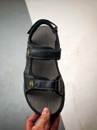 ECCO Offroad Men's Leather Sport Sandal Grey Black view 2