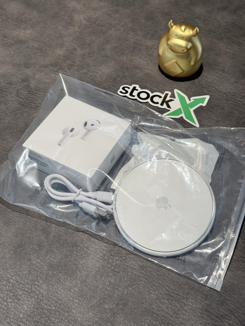 Apple AirPods 4 Noise Cancellation UA Replica view