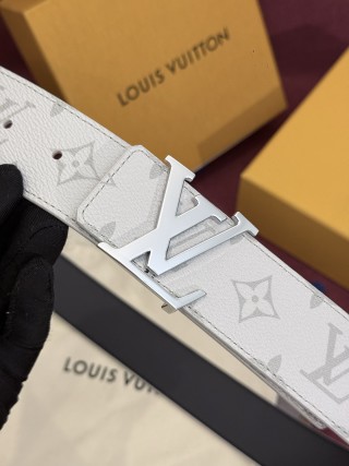 LV Initiales Monogram 40mm Reversible Belt White Gray view 7