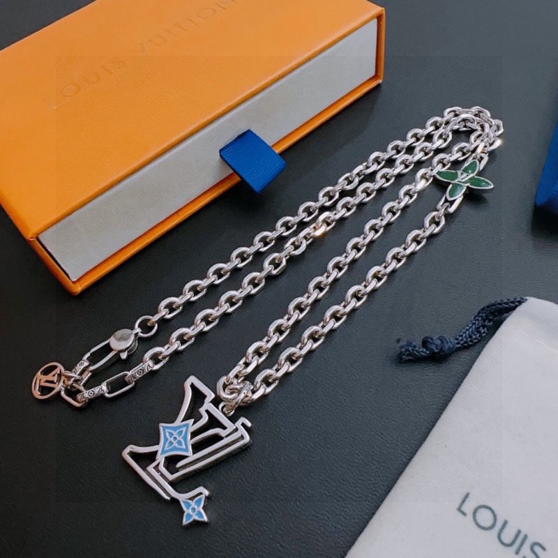 Louis Vuitton LV Monogram Silver Chain Necklace Replica view