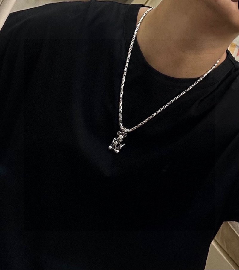 LV Vintage Silver Chain Necklace - Replica UA view