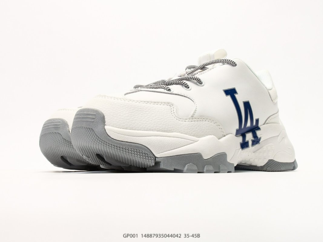 MLB Chunky Liner New York Yankees White Grey Chunky Dad Sneaker view