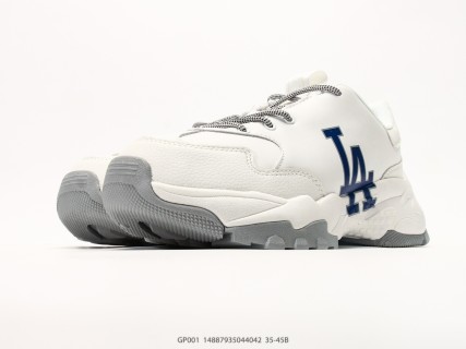 MLB Chunky Liner New York Yankees White Grey Chunky Dad Sneaker view 5