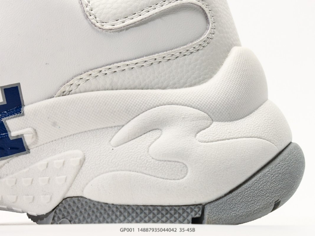 MLB Chunky Liner New York Yankees White Grey Chunky Dad Sneaker view