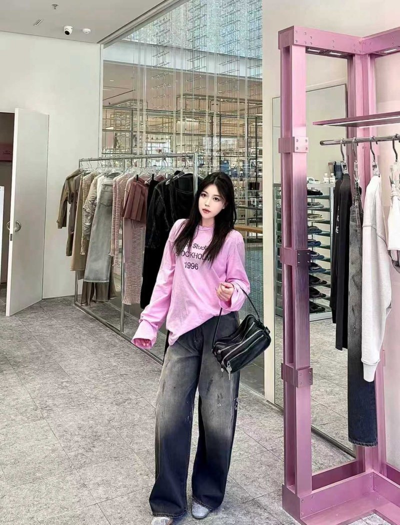 Jordan Air Jordan 1 Low Black Toe UA Replica view