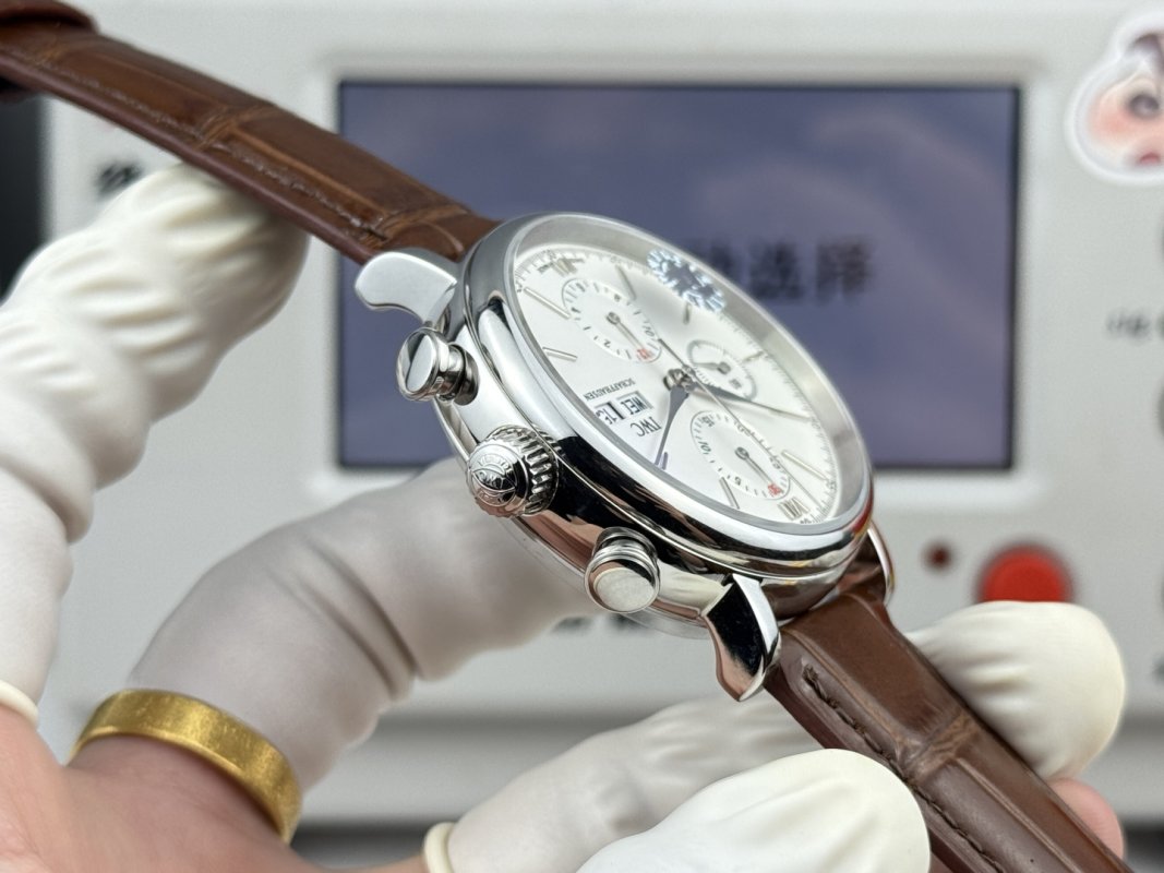 Breitling Navitimer Chronograph Brown Leather Rep Watch view