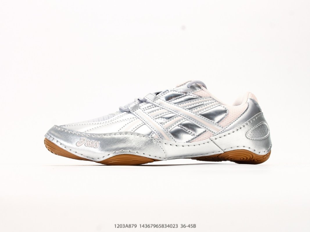 Gucci Vintage Runner Cream Red Green Stripe UA Replica view