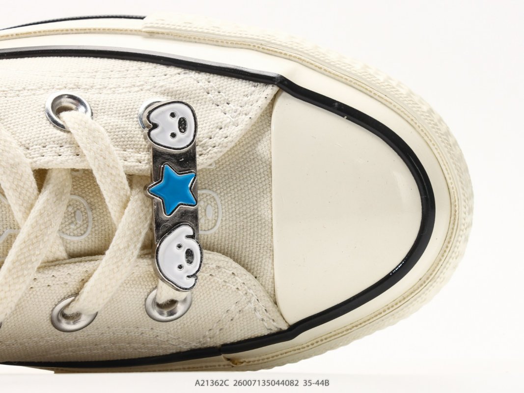 Converse x Matsui Chuck Taylor 70s Low Cream Canvas Dog Art Collab view
