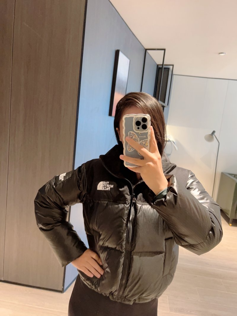 The North Face Nuptse Short Puffer Jacket Black view