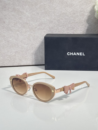Chanel CH9188 Black Gold Gradient Sunglasses Replica view 6