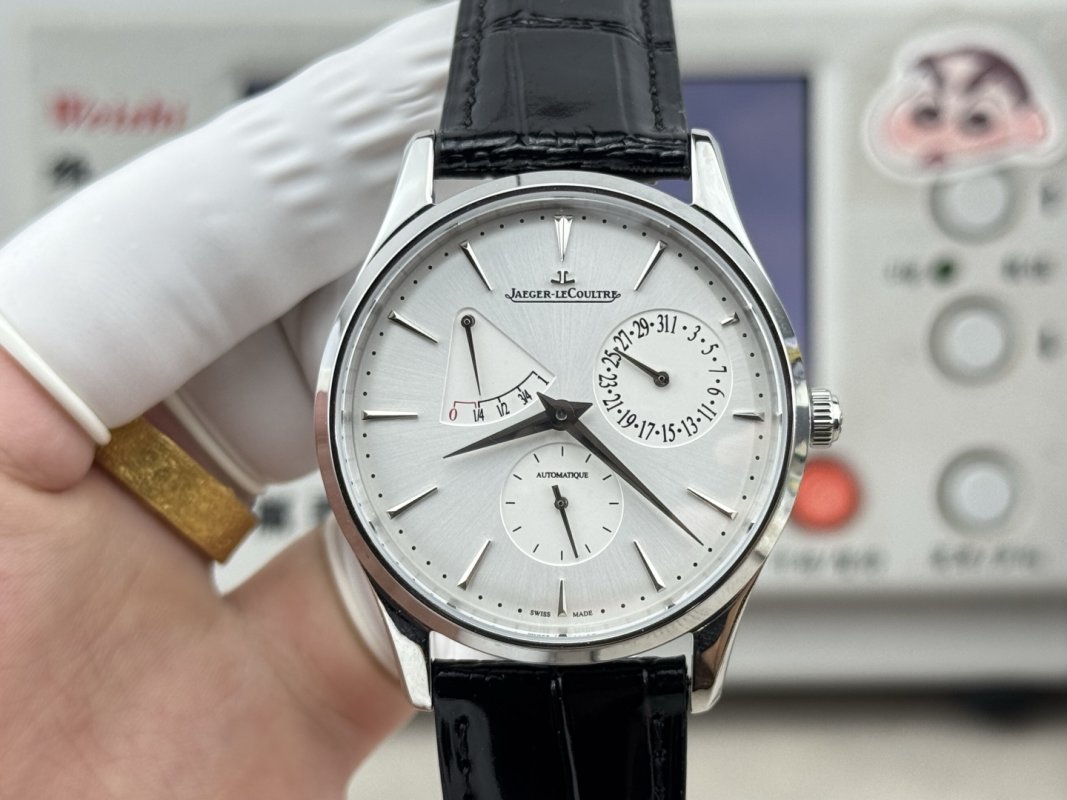 Jaeger-LeCoultre Master Ultra Thin Reserve de Marche 39mm Silver Dial Rep view