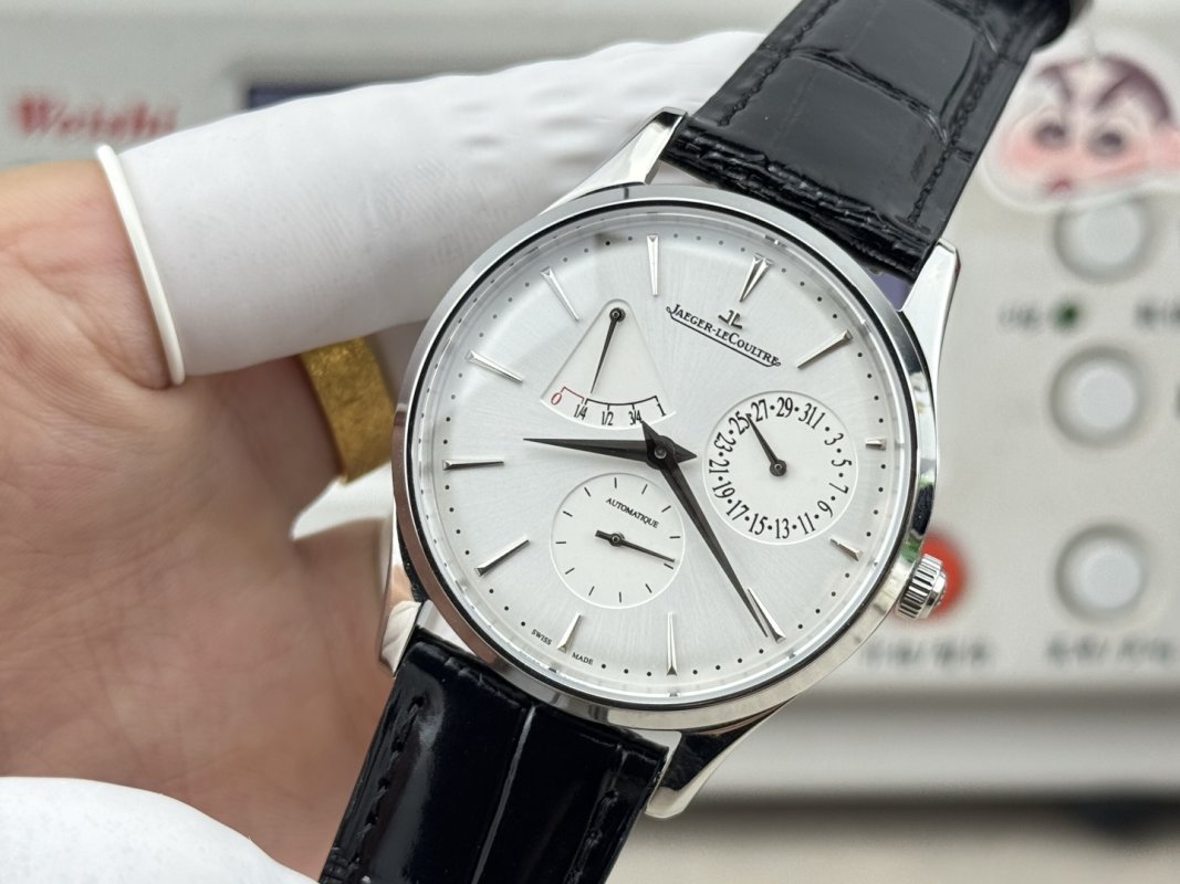 Jaeger-LeCoultre Master Ultra Thin Reserve de Marche 39mm Silver Dial Rep view