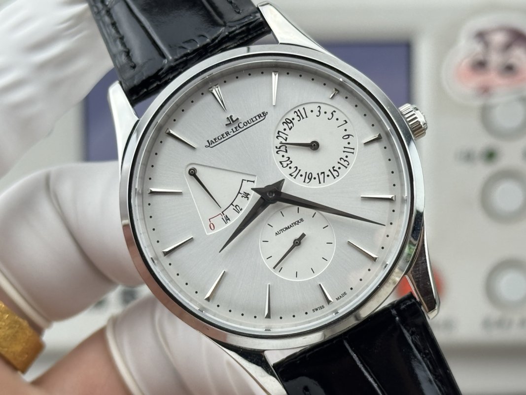 Jaeger-LeCoultre Master Ultra Thin Reserve de Marche 39mm Silver Dial Rep view