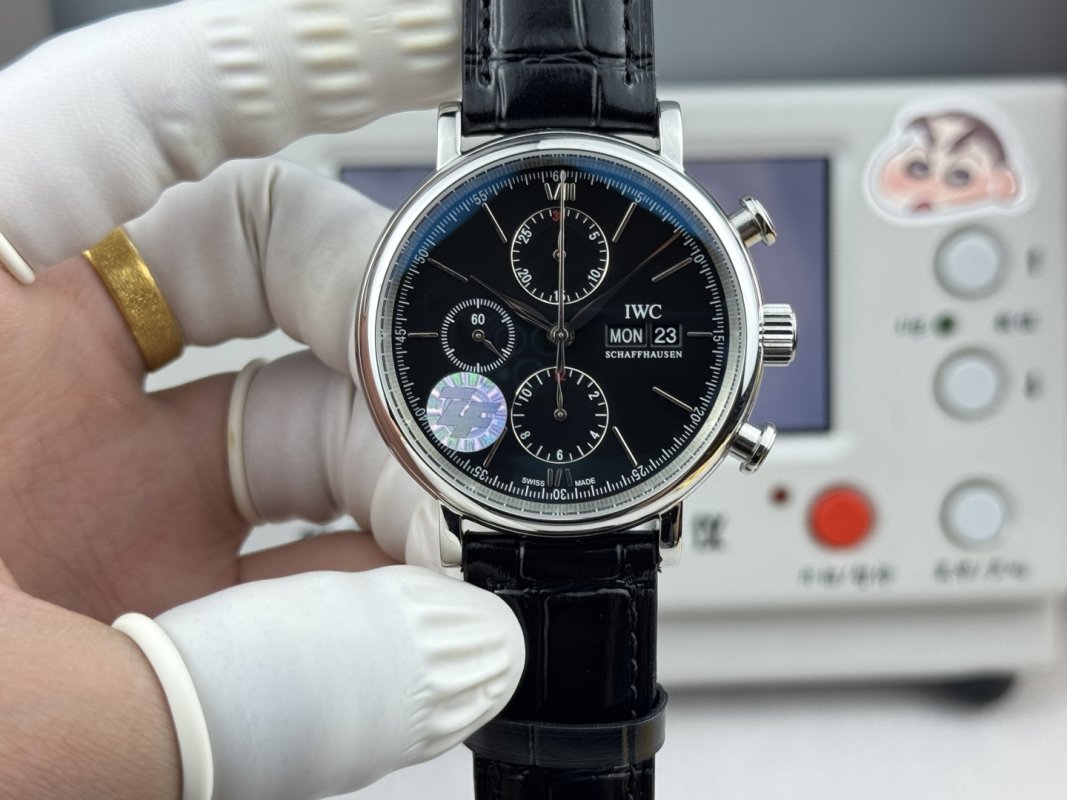 Breitling Navitimer Chronograph Black Dial Steel Watch Rep view