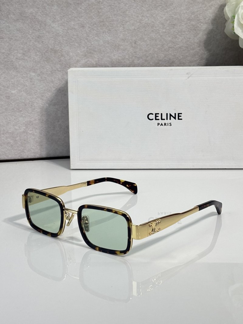 Celine CL40335F Square Sunglasses Gold Black Gradient view