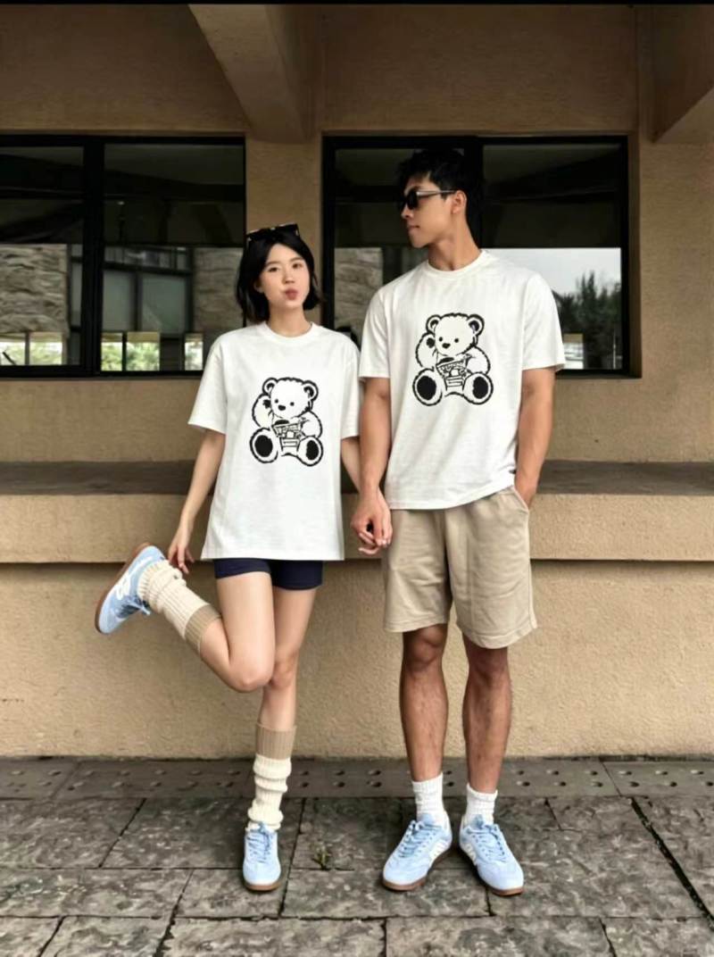 WE11DONE Teddy Bear Graphic White Short Sleeve T-Shirt view