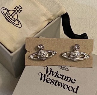 Vivienne Westwood Saturn Replica Earrings - Silver Crystal