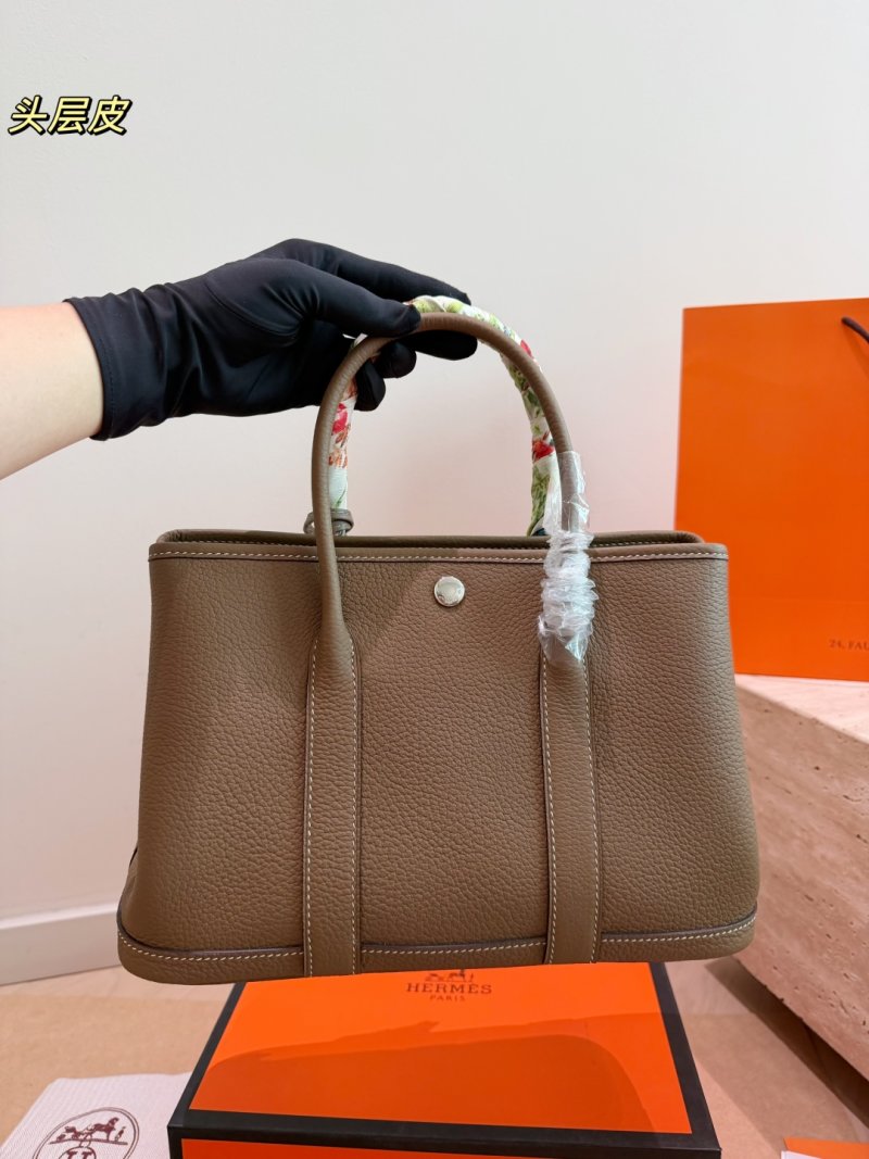 Hermès Garden Party 30cm Negonda Leather Tote Etoupe view
