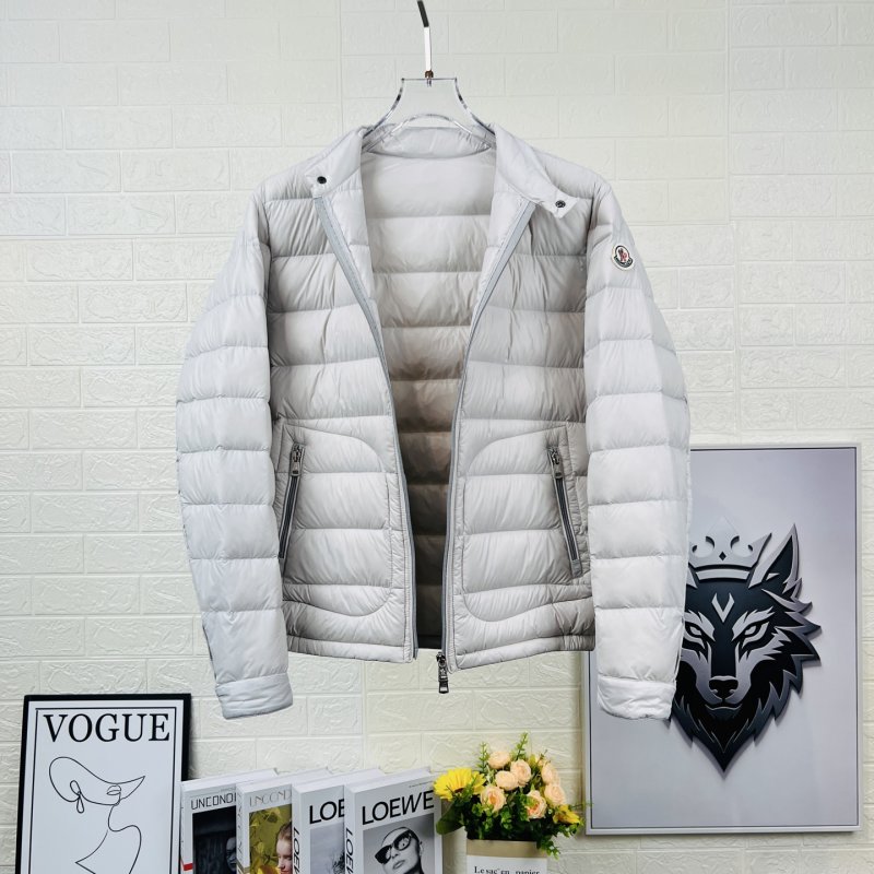 Moncler Acorus Lightweight Puffer Jacket Light Grey view