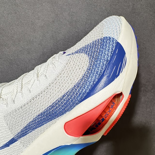 Nike Zoom VaporFly Next% 3 Prototype White Blue Red view 8