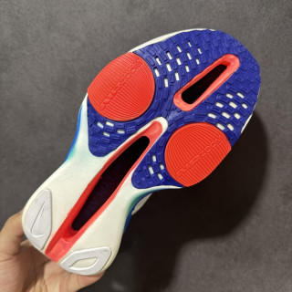 Nike Zoom VaporFly Next% 3 Prototype White Blue Red view 9