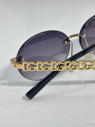 Dolce & Gabbana DG8016 Gold Chain Oval Sunglasses view 9