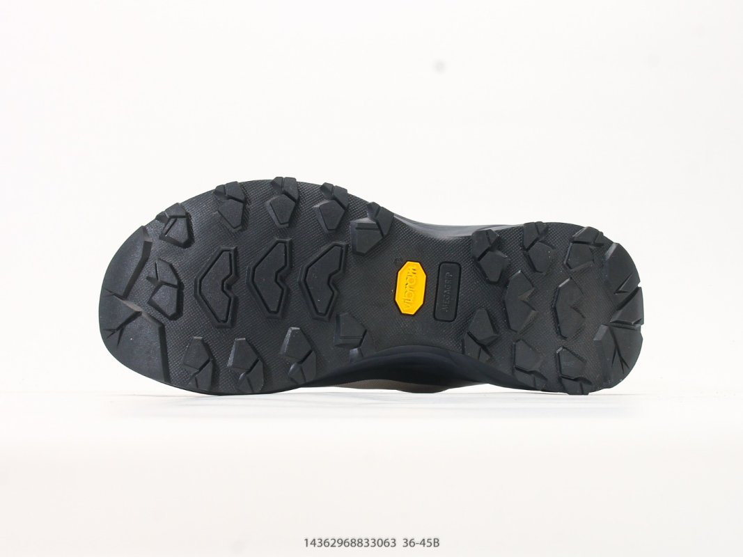 KOLON SPORT MA Approach Venti Hiking Shoe Black White view