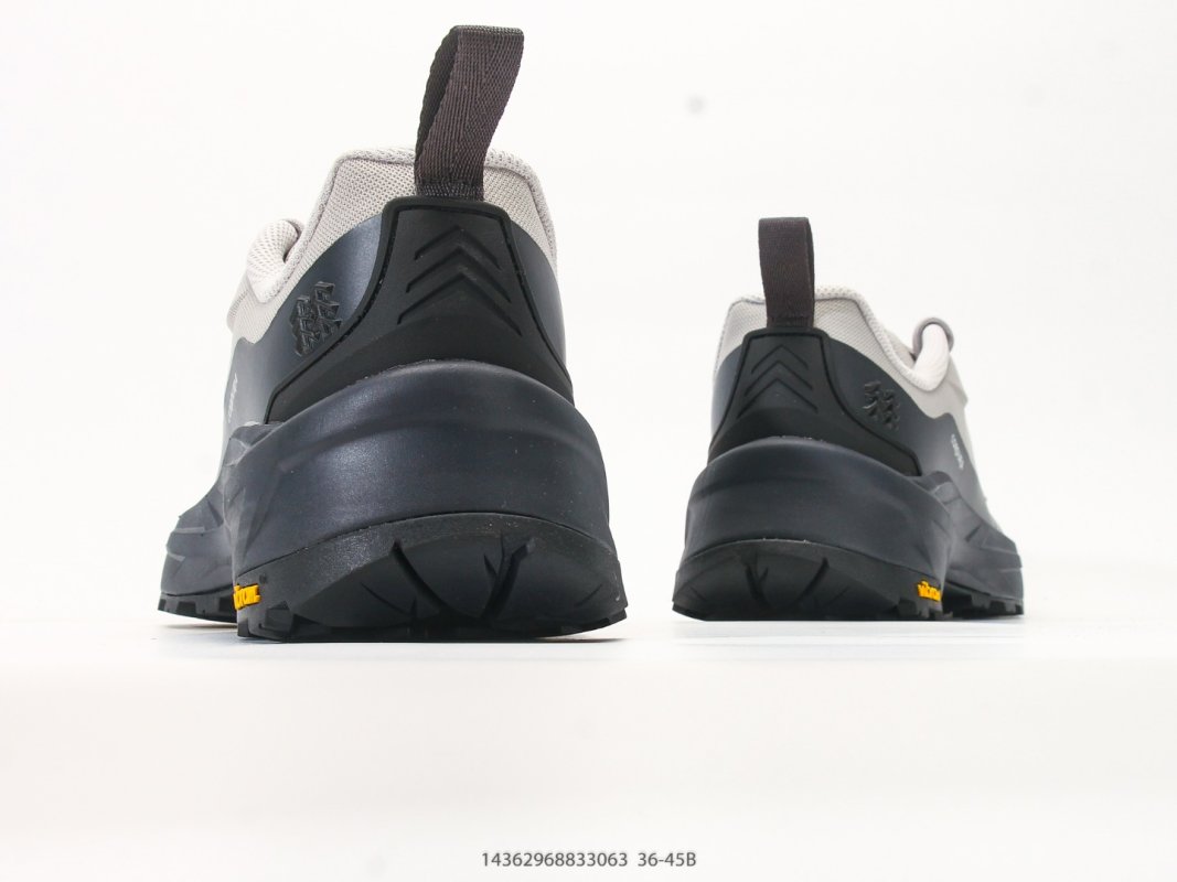 KOLON SPORT MA Approach Venti Hiking Shoe Black White view