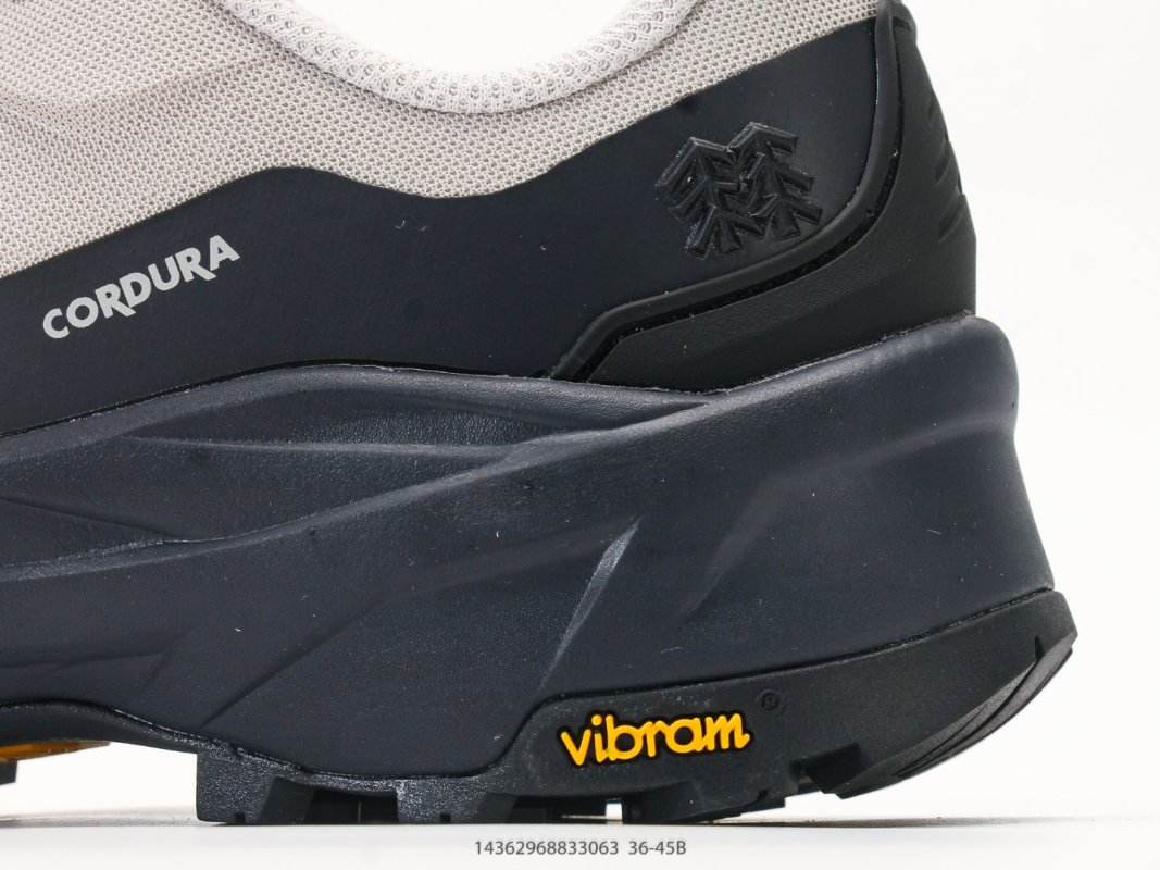 KOLON SPORT MA Approach Venti Hiking Shoe Black White view