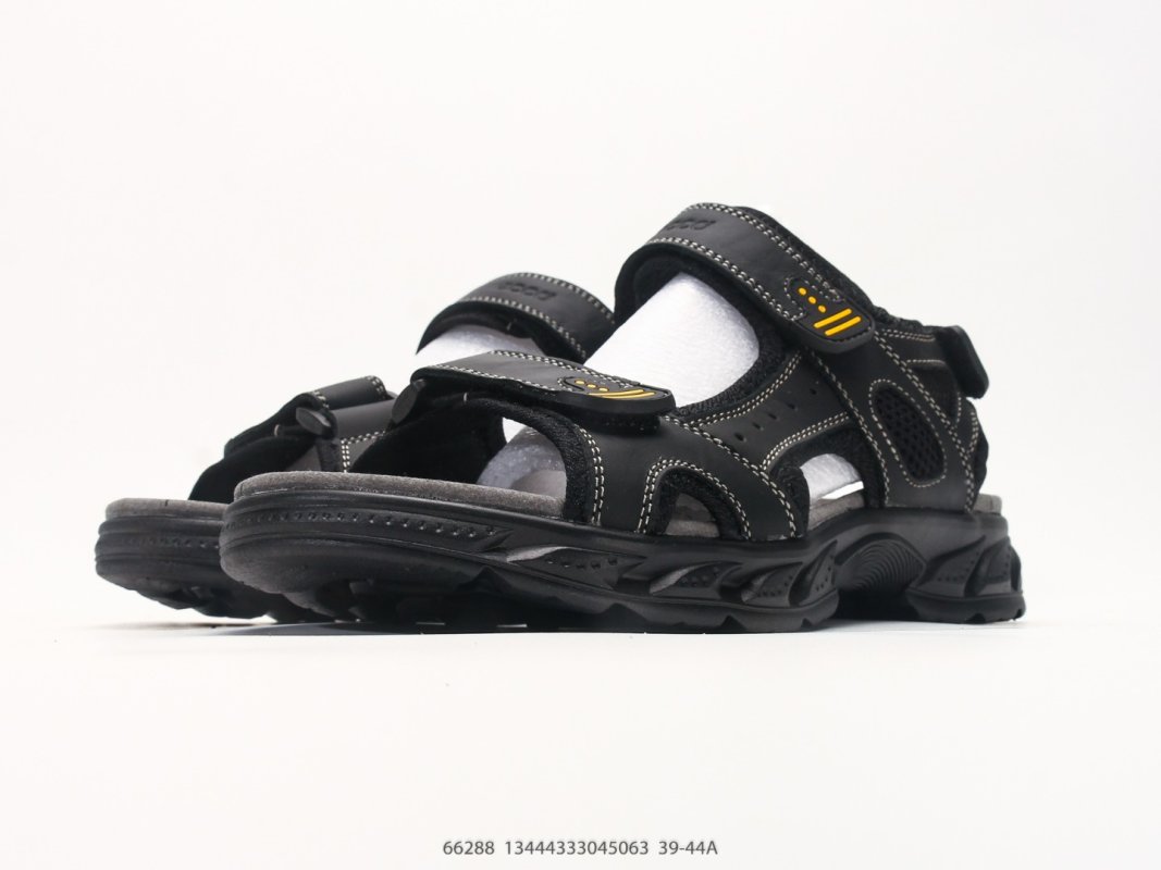 Ecco Offroad Leather Sandal Black Gold - UA Replica view