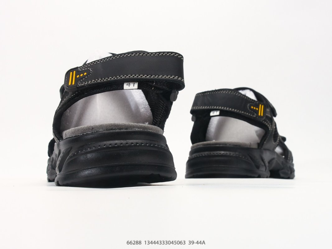 Ecco Offroad Leather Sandal Black Gold - UA Replica view
