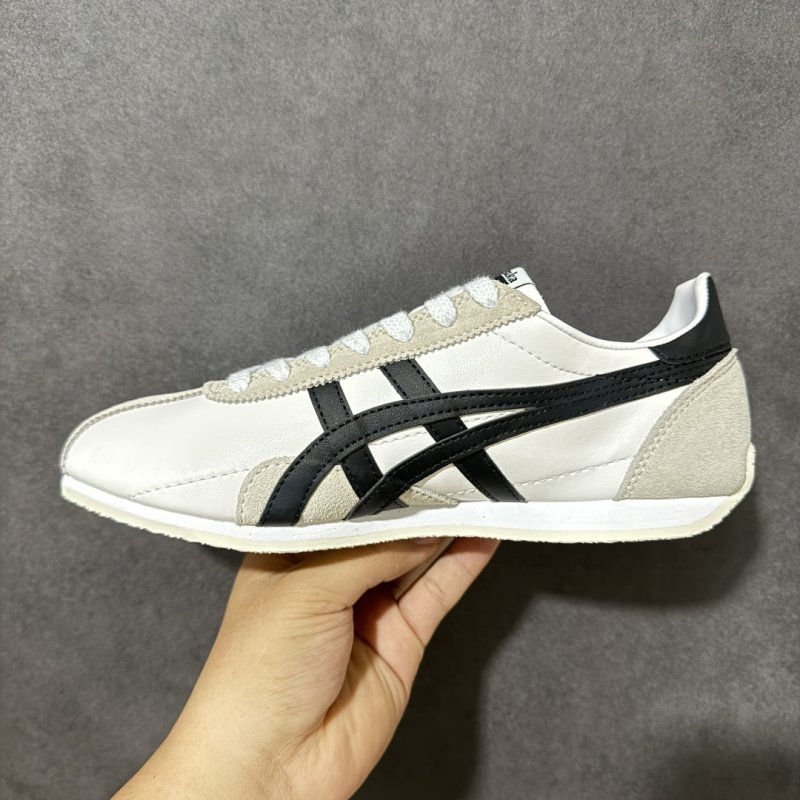 Onitsuka Tiger Runspark White Black Low Casual Sneaker view