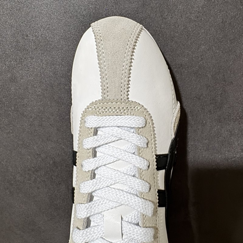 Onitsuka Tiger Runspark White Black Low Casual Sneaker view