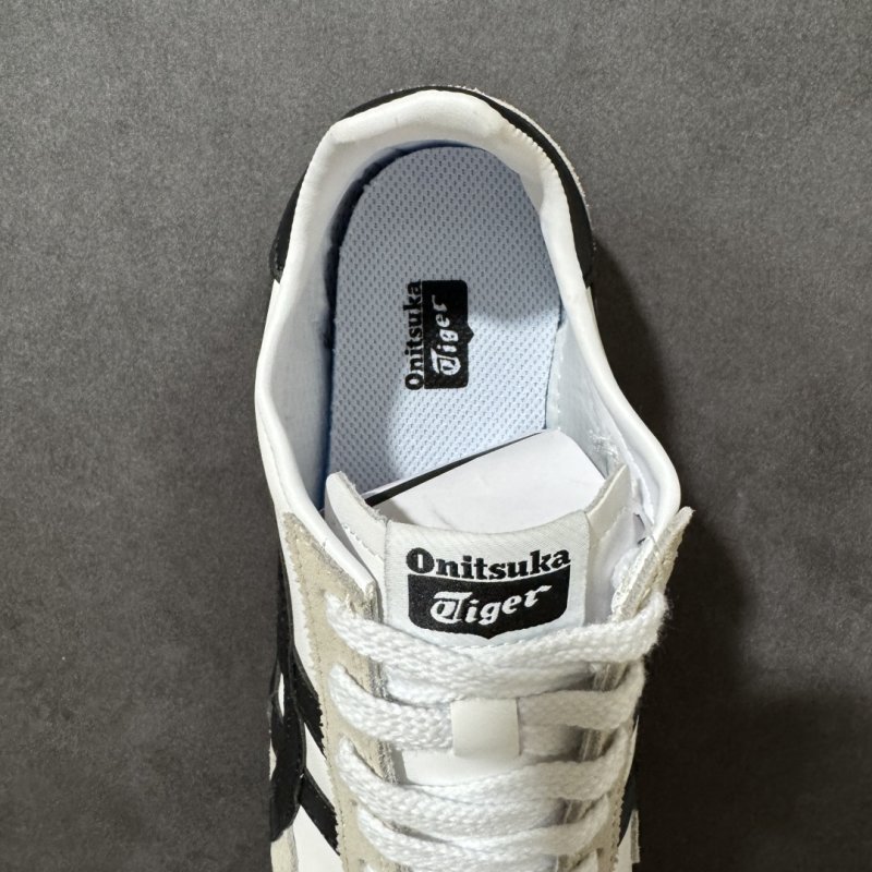 Onitsuka Tiger Runspark White Black Low Casual Sneaker view
