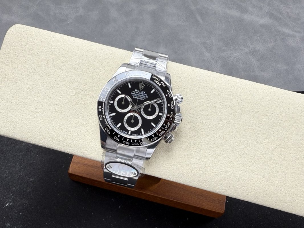 Rolex Daytona Black Dial Chronograph Steel Watch view