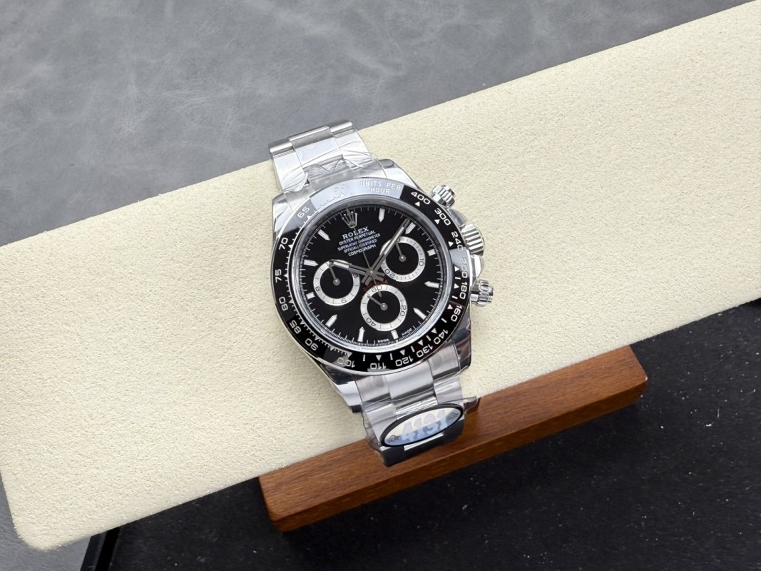 Rolex Daytona Black Dial Chronograph Steel Watch view