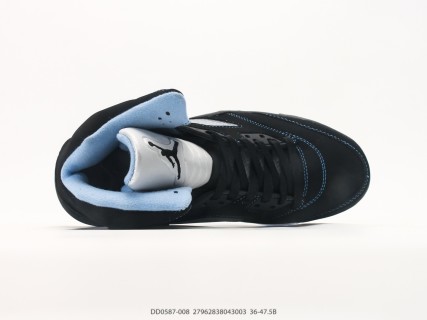 Jordan Air Jordan 5 Retro Black University Blue view 3