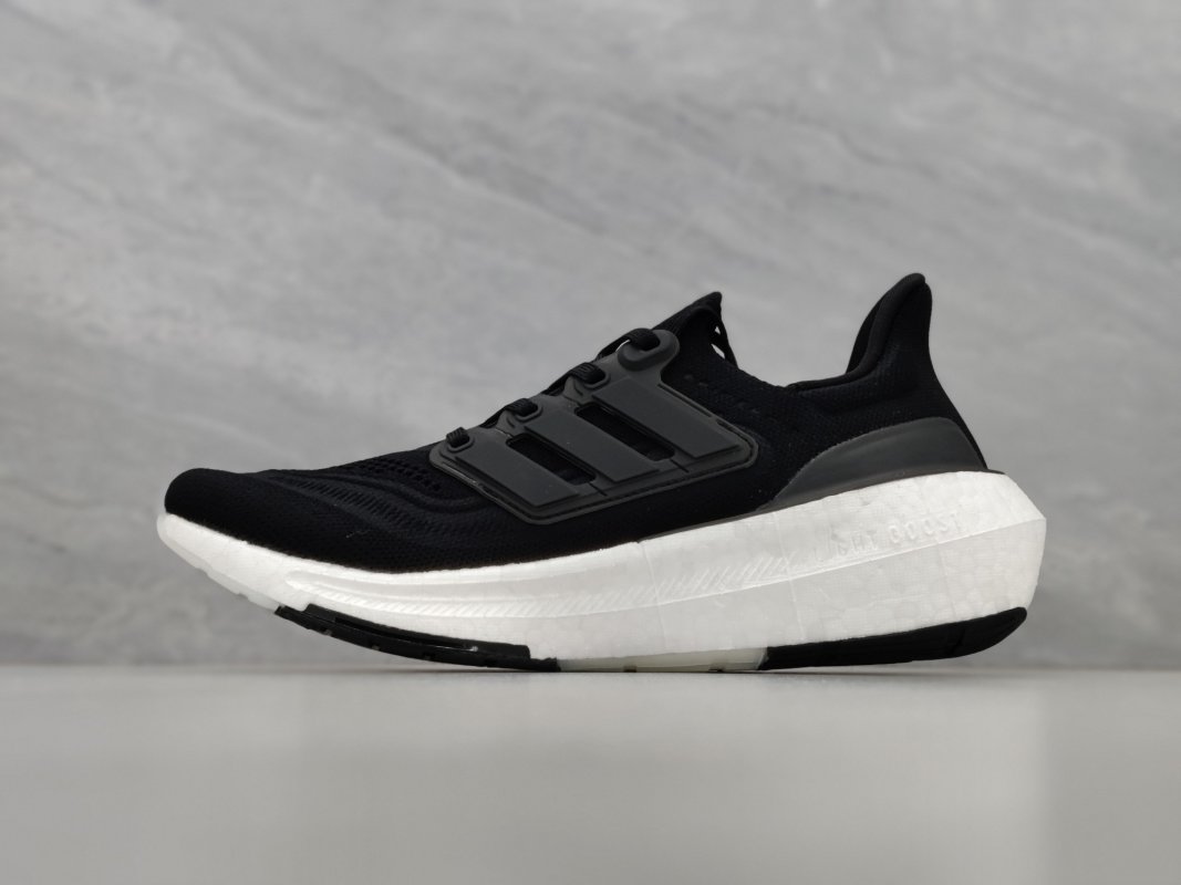 Adidas Ultraboost 23 Black White Low Running Shoe view