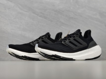 Adidas Ultraboost 23 Black White Low Running Shoe view 5