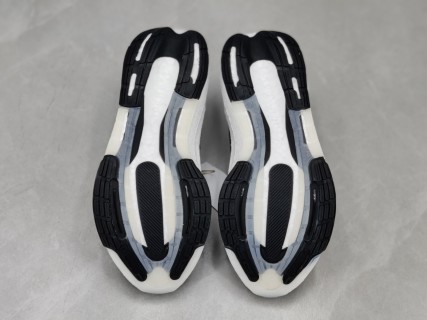 Adidas Ultraboost 23 Black White Low Running Shoe view 7