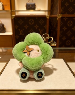 Louis Vuitton Anger Forest Plush Keychain Bag Charm Green view 4